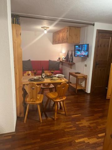 Apartament Perla Di Montagna Courmayeur Zewnętrze zdjęcie